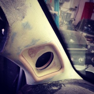 Custom tweeter pods