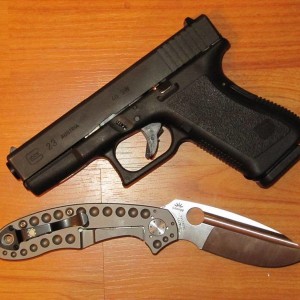 New Spyderco Schemp Tuff Knife and Glock23