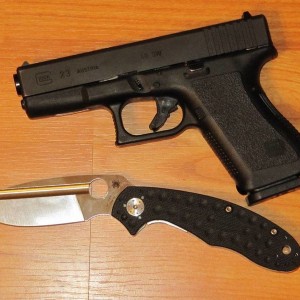 New Spyderco Schemp Tuff Knife and Glock23