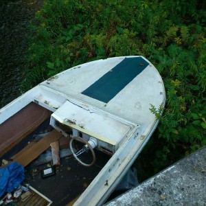 Found a boat in s stream