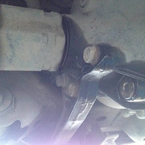 busted diff oil seal