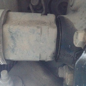 busted diff oil seal
