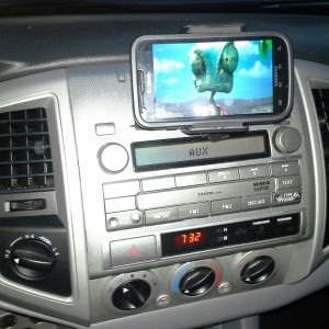 CD player phone mount