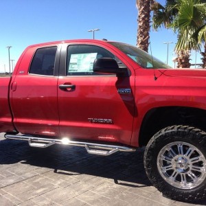 New tundras don't look bad when lifted