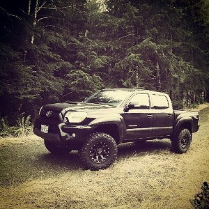 2013 double cab black Tacoma