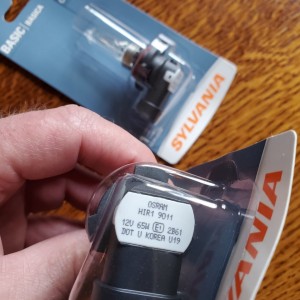 Sylvania 9011 Bottom