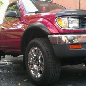 Cody's 95.5 Taco wit 18's