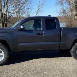 23 Tacoma SR