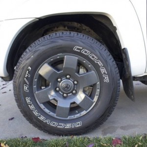 Tacoma with Powdercoated FJ Wheels