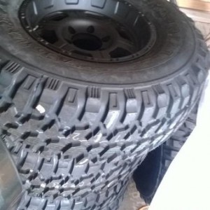 GT Adventuro M/T tires with ProComp 7089 wheels