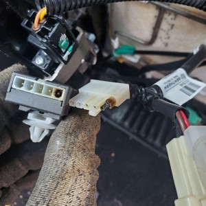 Drivers Heated Seat Amp 01