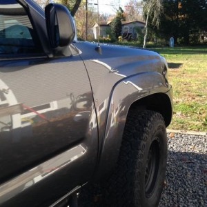 New fender painted and installed.