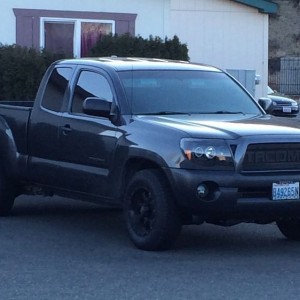 Eddie's truck with the new grill.