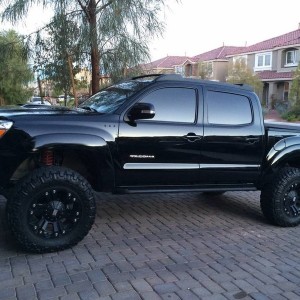 2013 tacoma DCSB 3" lift VeNoM