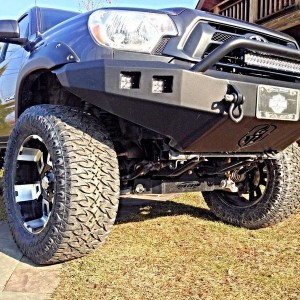 New 6" pro-comp lift and 35" Nitto Dune Grapplers...