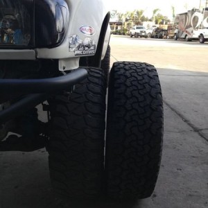 33's