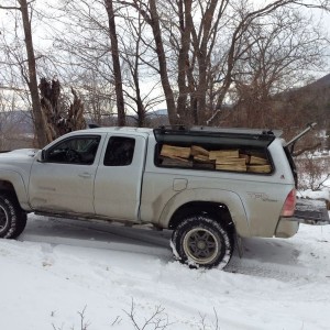 The Dakars with the D29XL handled the load well, even at highway speeds. I 