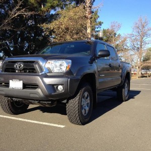 Front View: 2" OME Lift