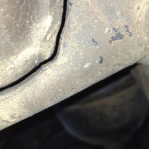 Cracked frame under driver side motor mount. 2006 with 80k miles. Fan hitti