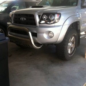 Tacoma 09 Spyder headlights bull bar