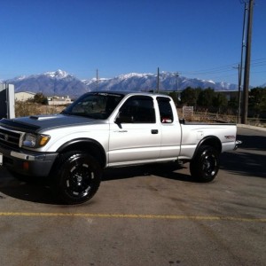 How my truck sits today (2013)