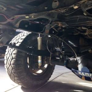 Toytec BOSS leafs with 1" XJ shackle by Warrior Products