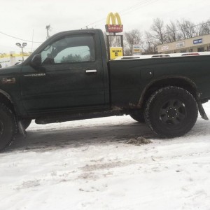 "Cecil" build 2000 Toyota taco