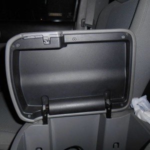 Center console latch fix