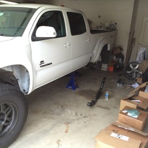 install rear suspension driver side
