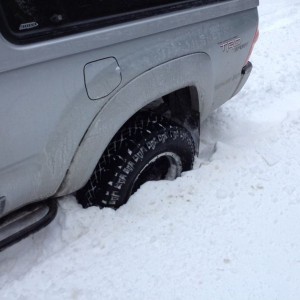 Thought I was leaving it overnight! The Rubicon on 35s was buried too! Brok