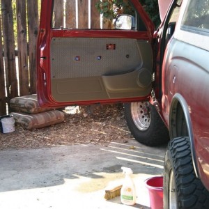 movinonup_060
