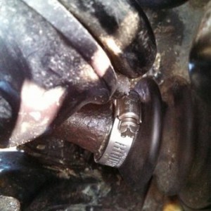 Leaky CV boot fixed in parking lot FTW!! .... sort of hope it doesn't 