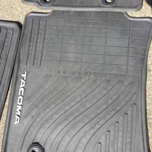 Driver floor mat