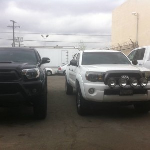 2.5 lift next to stock