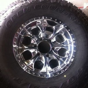 285's ready to test fit on tundra