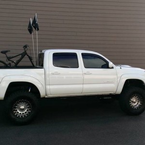 Bike/flag mounts4