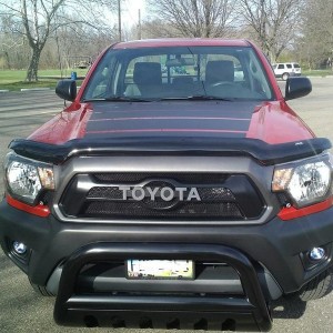 2013 Tacoma reg cab, 2.7 5sd, 20 -23 mpg