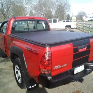 2013 Tacoma reg cab, 2.7 5sd, 20 -23 mpg