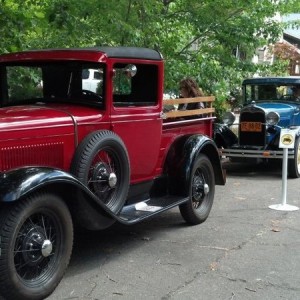 Neighborhood home tour, dozens of old Fords