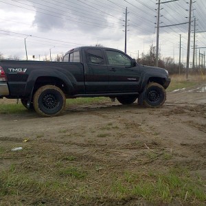 Taco Wheeling Snow Tires