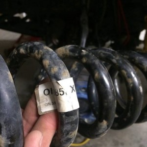 885 x