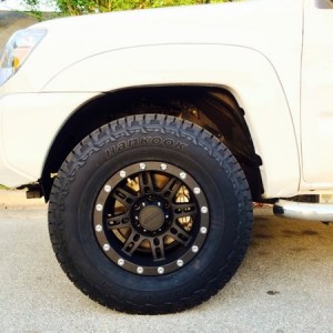 Stock Suspension with 265/75/16