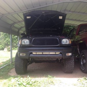 Fat tires and new 30" light bar