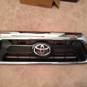 grille_surround