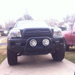 05 Tacoma 4x4 with mod's