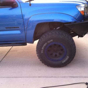 blue and black plastidiped wheels