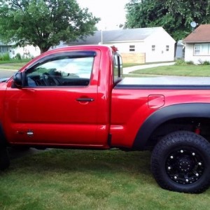 3" lift, barcelona red, duratrac 265/70-16"