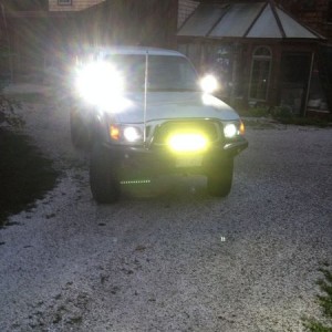 Cbi hood brackets= big yes!!!