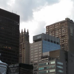 Hey you nydb's, what is the 100 building? It's near grand Central