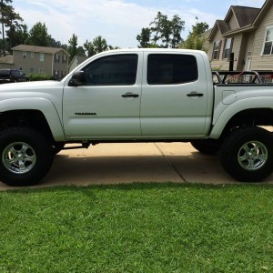 Still looks funny with 285's.